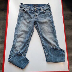 Silver Jeans Suki  Capri medium washed blue women's size W28